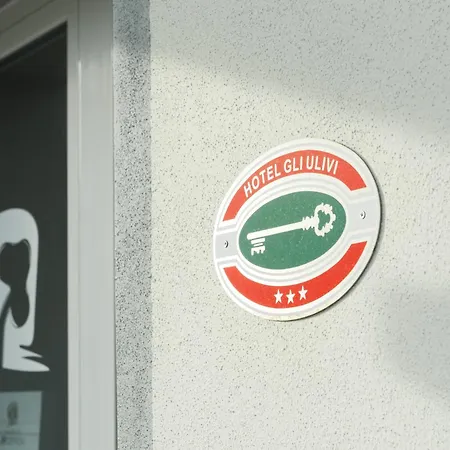 ホテル Gli Ulivi オロゼーイ